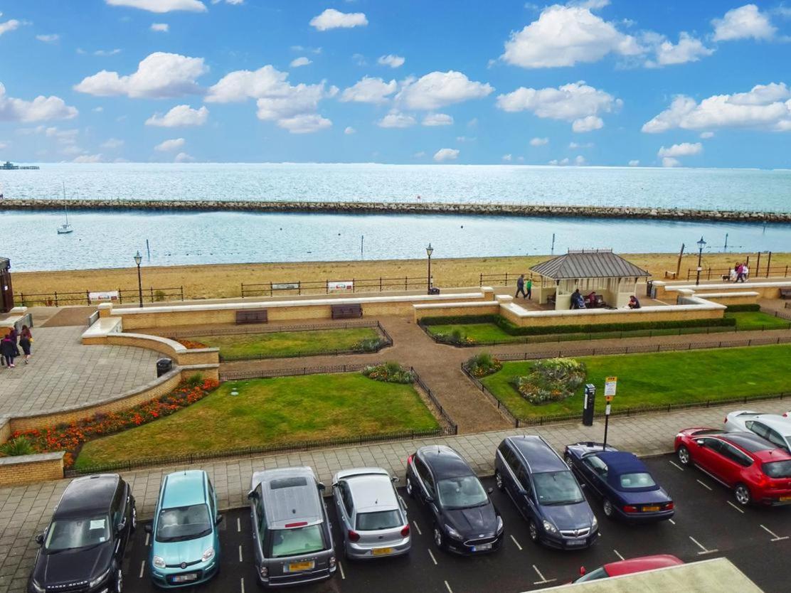 Aqua Bay Guest House Herne Bay Exterior photo